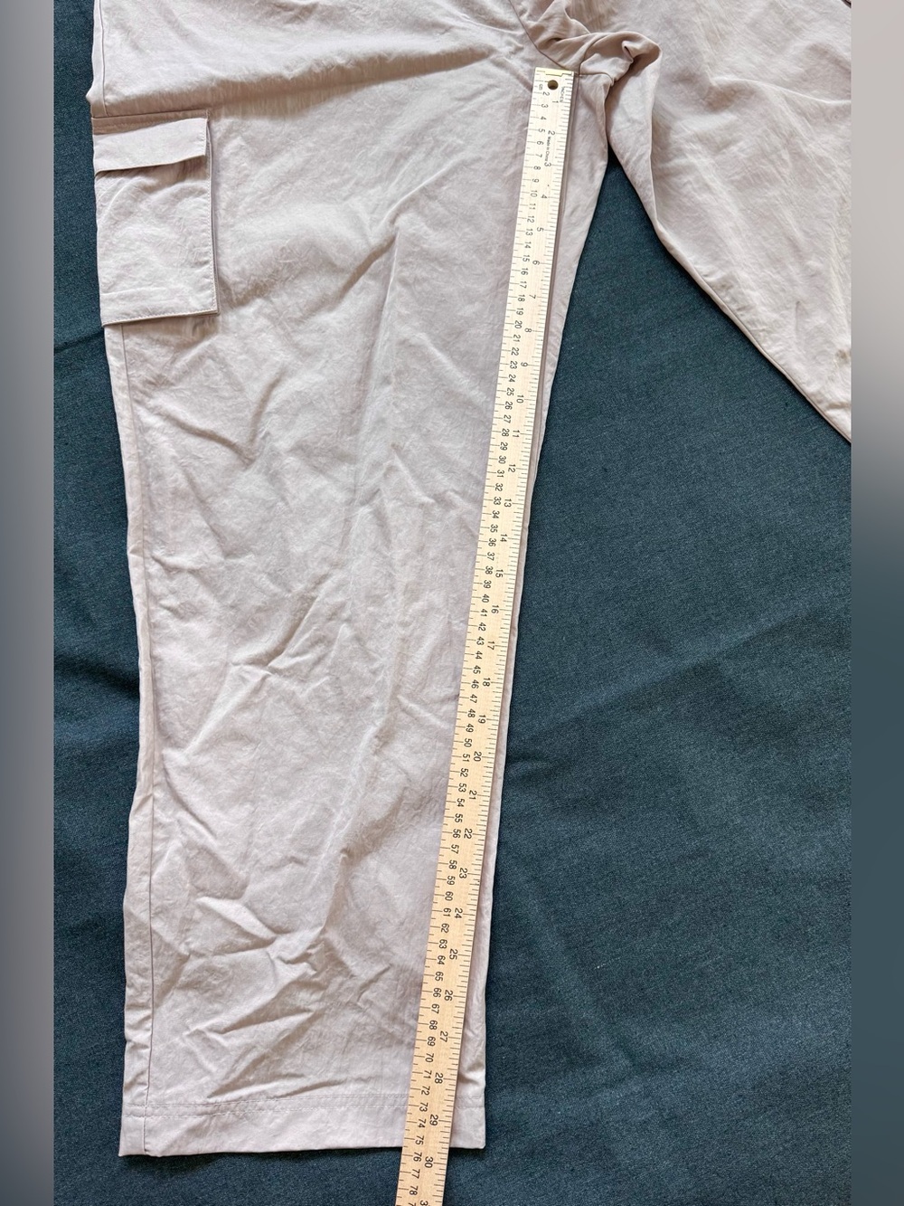 Nike Sportswear Essential Women's Woven Cargo Pants Taupe Size Medium Relaxed - Picture 8 of 10